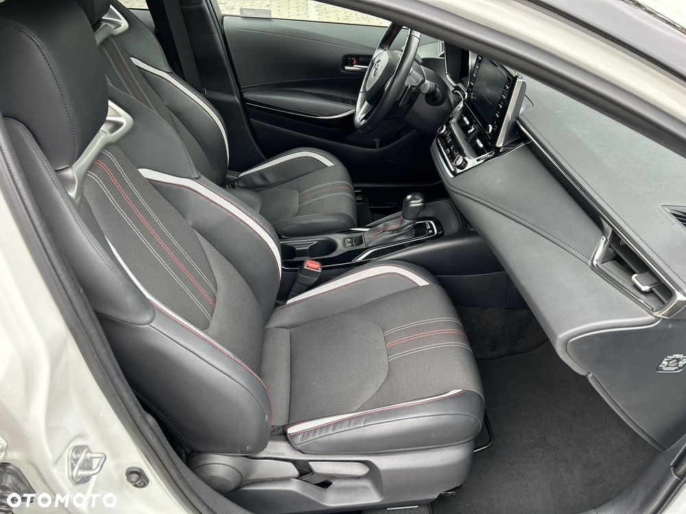 Toyota Corolla 2.0 Hybrid GR Sport - 16