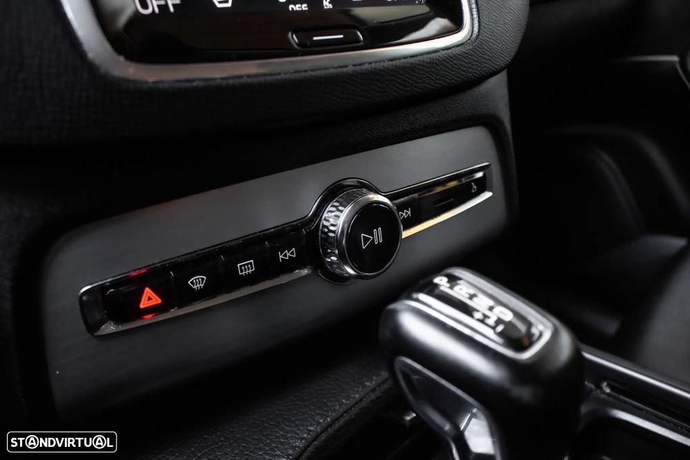 Volvo XC 90 D4 Geartronic Momentum - 19