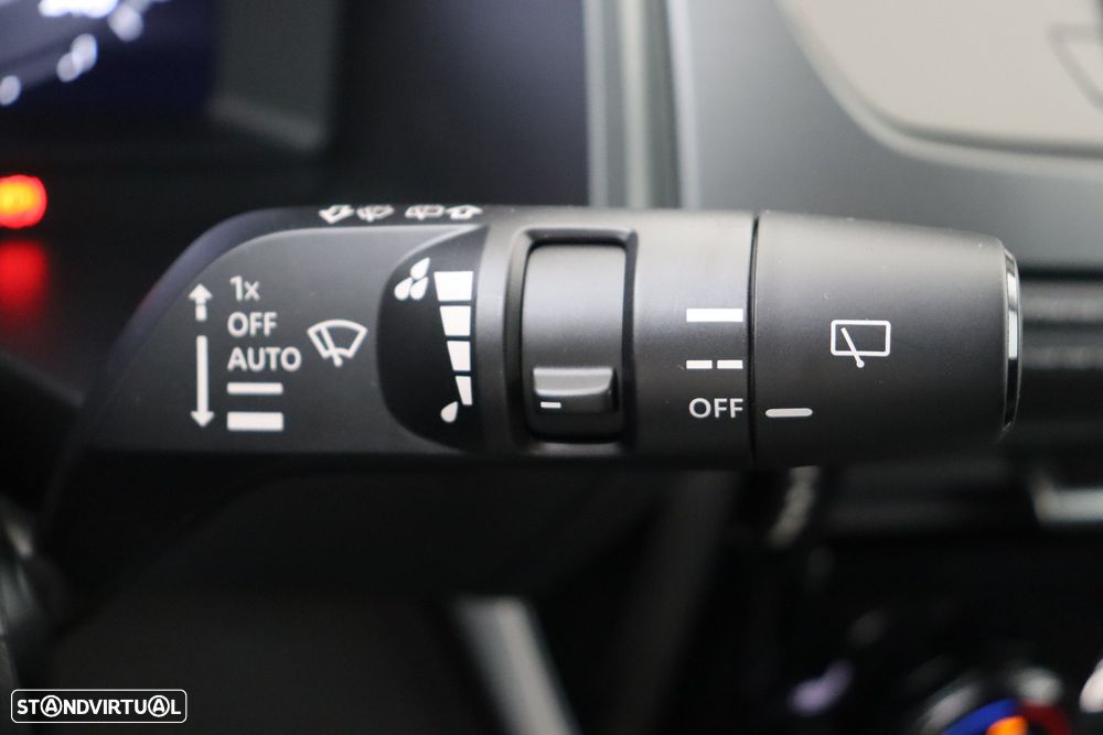 Nissan Qashqai 1.3 DIG-T N-Connecta Xtronic - 20