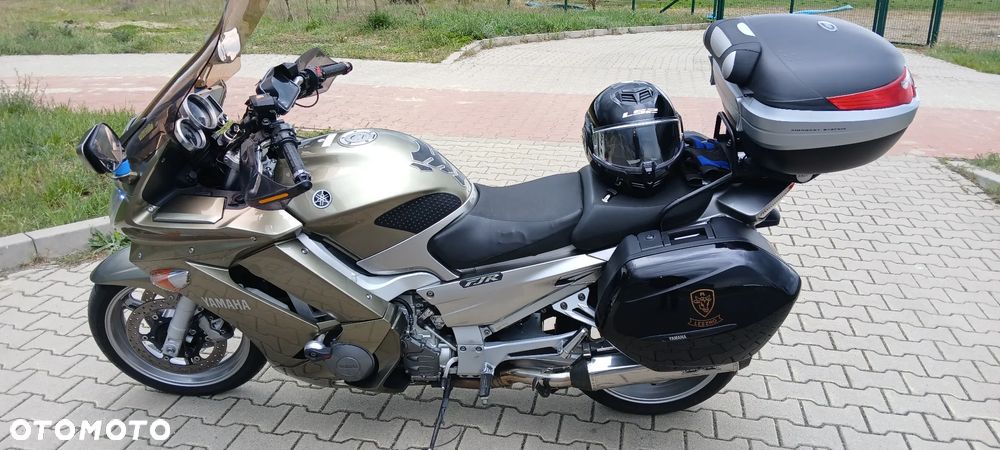 Yamaha FJR - 3