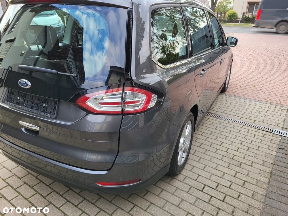 Ford Galaxy 2.0 TDCi 4WD Trend - 13