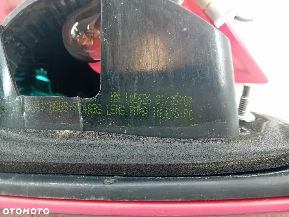 LAMPY TYŁ KOMPLET MITSUBISHI COLT VI MR957365  MR957366  MN105623  MN105626 - 10