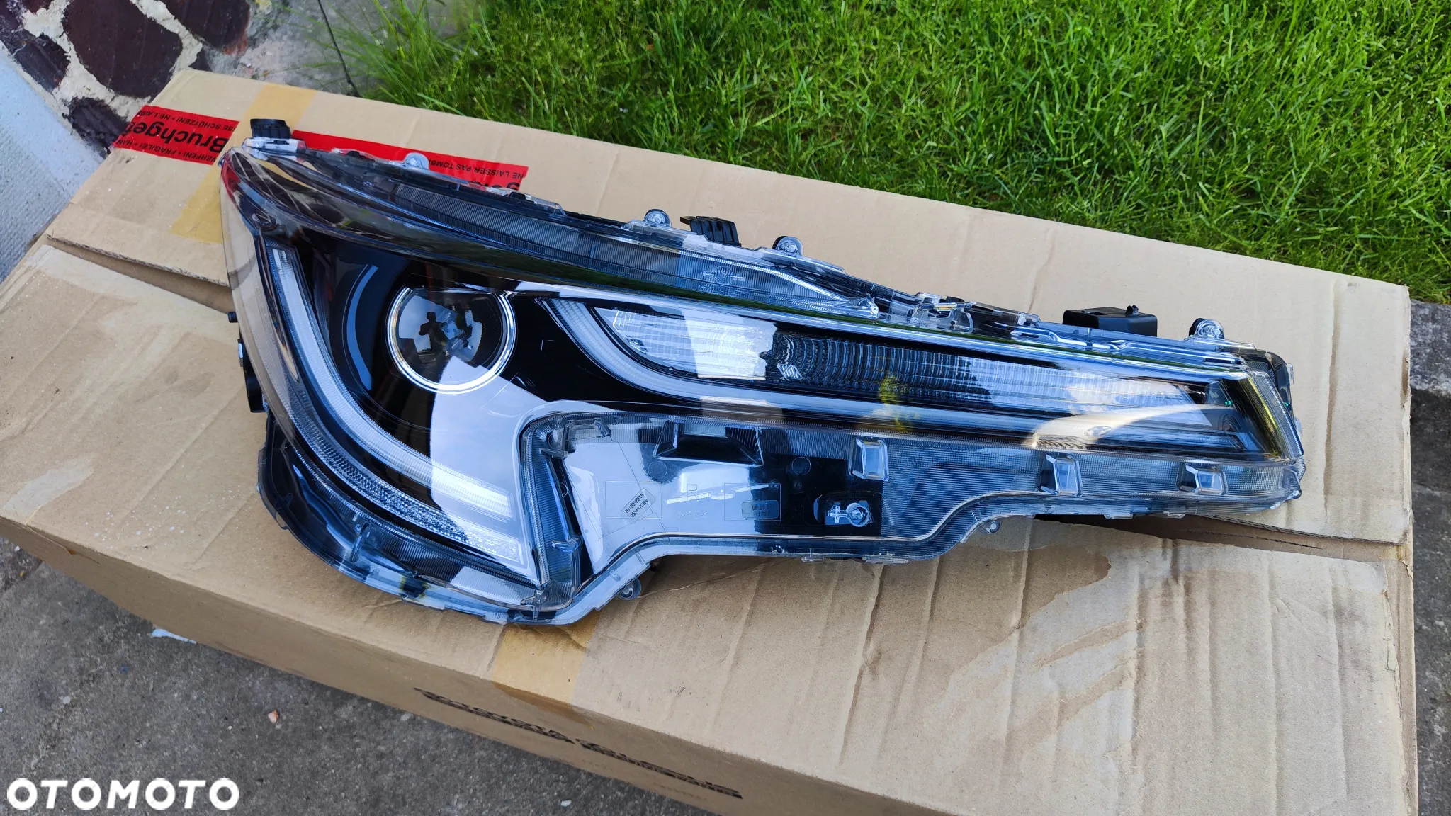 Toyota Corolla E21 19-22 HB Kombi Lampa Prawa Full Led Oryginał Europa - 3