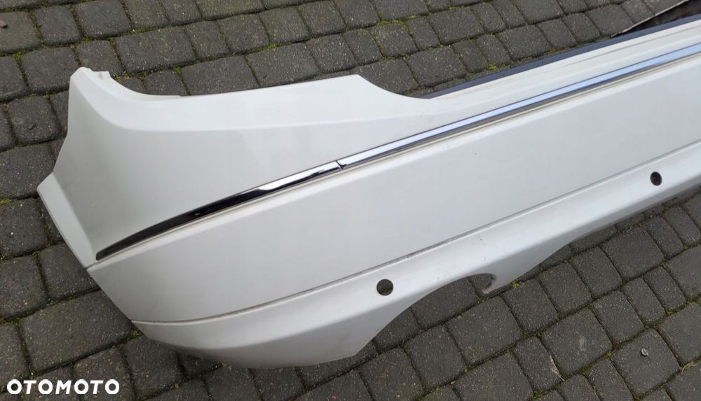MERCEDES W204 KOMBI ZDERZAK TYLNY TYŁ 3.0 CDI V6 2 WYDECHY 650 BIAŁY - 3
