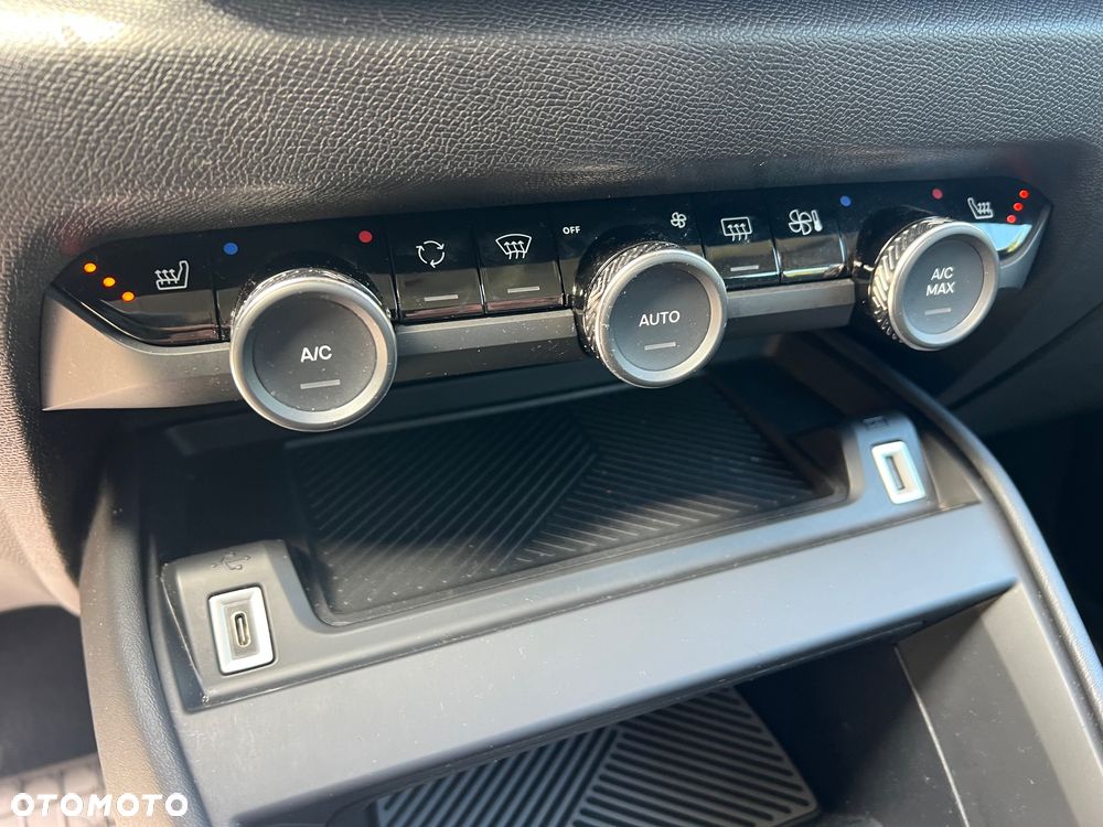 Citroën C4 1.2 PureTech Feel Pack S&S EAT8 - 19