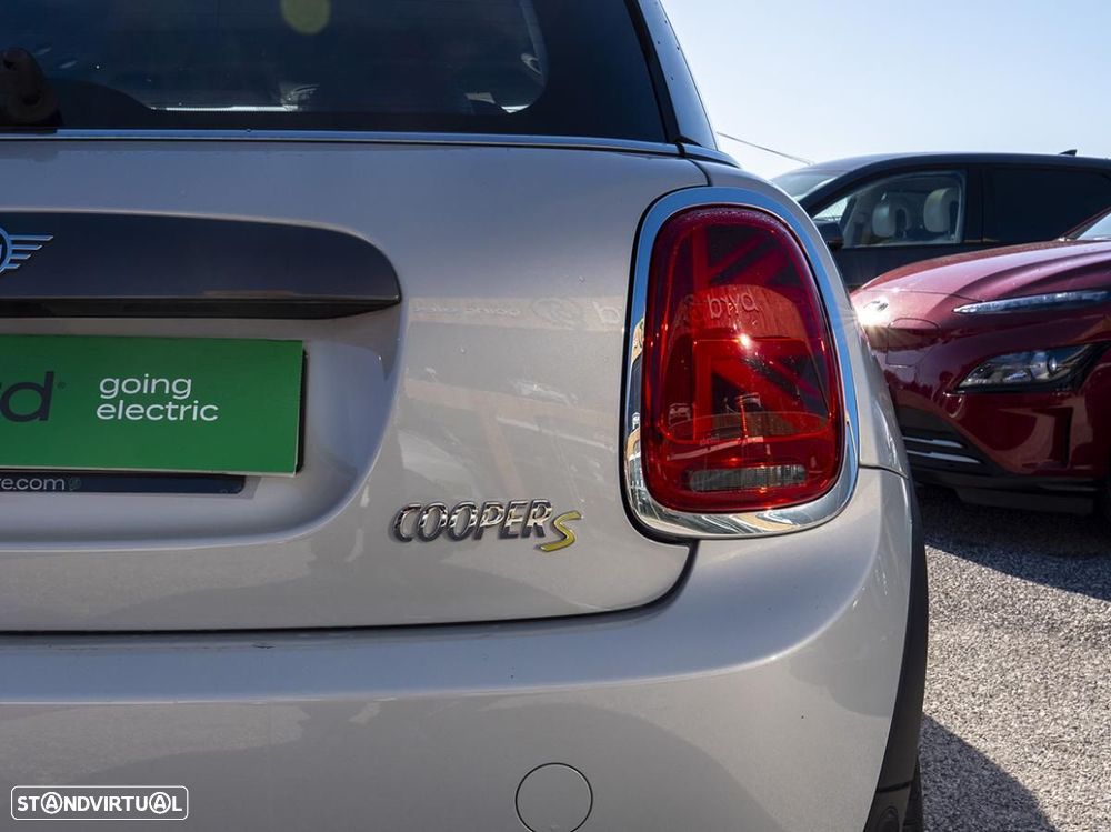 MINI 3 Portas Cooper SE - 13