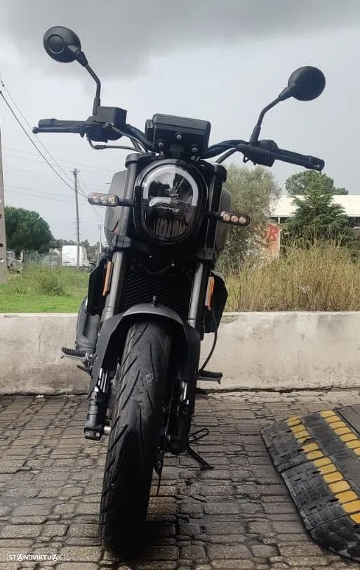 Benelli Leoncino 125 - 6