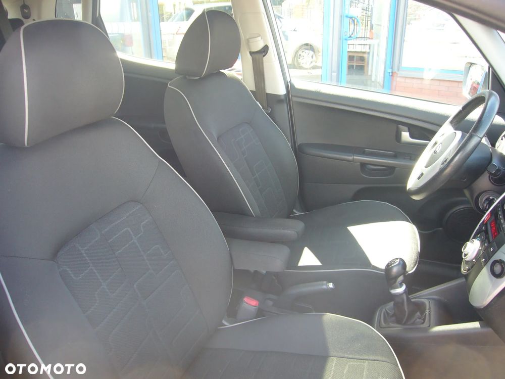 Kia Venga 1.4 XL - 19