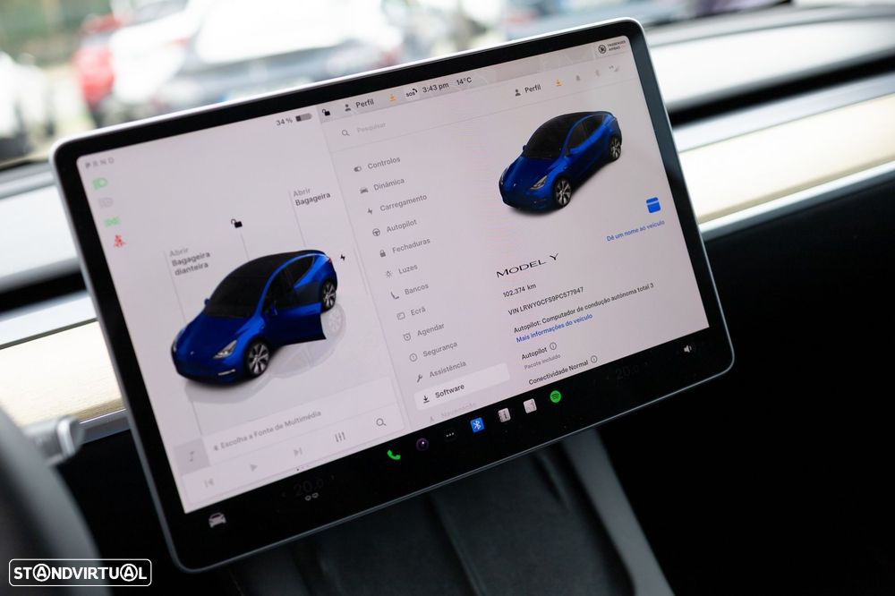 Tesla Model Y Standard RWD - 25