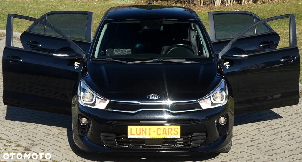 Kia Rio - 23