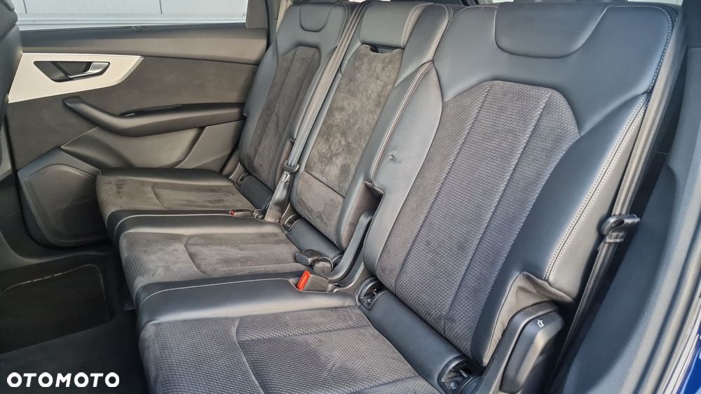 Audi SQ7 - 22