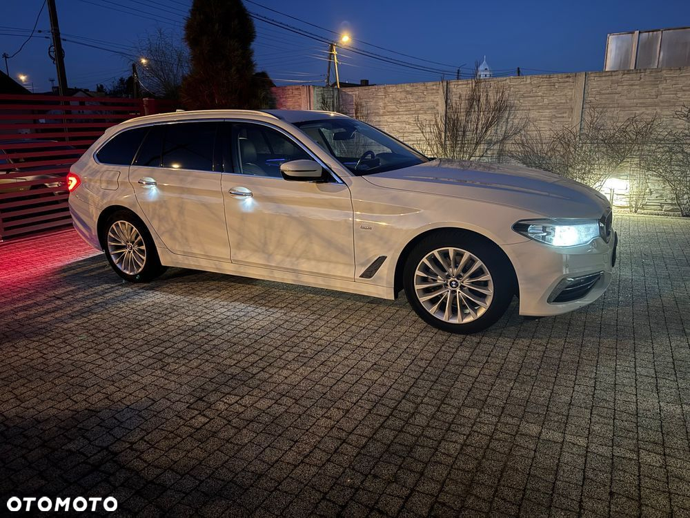 BMW Seria 5 520d Luxury Line - 13