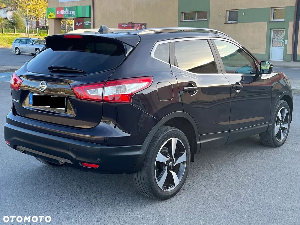 Nissan Qashqai 1.6 DCi Xtronic N-Connecta - 9
