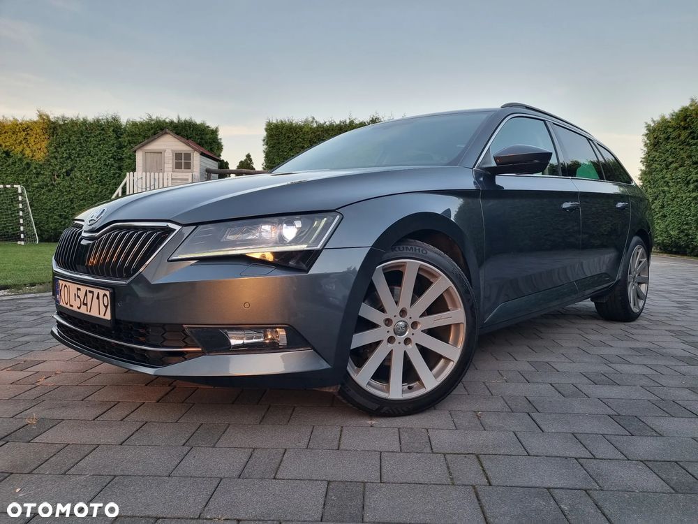 Skoda Superb 1.6 TDI DSG Style - 1