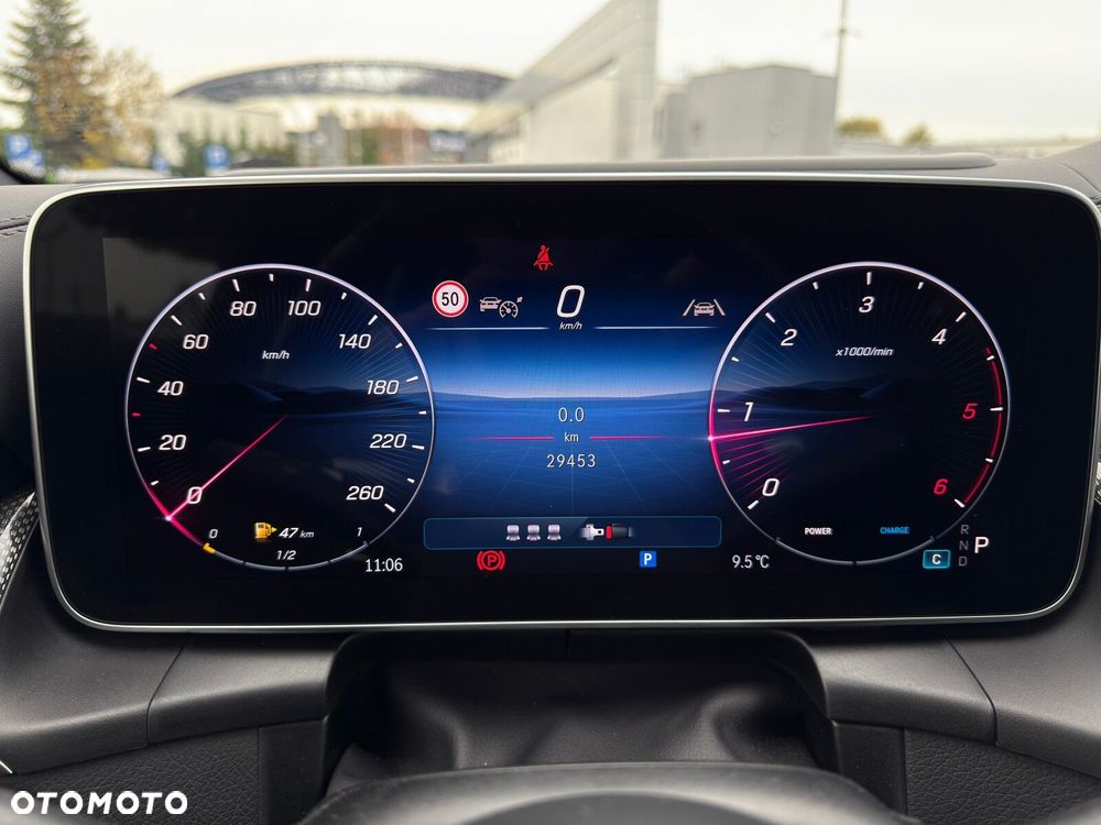 Mercedes-Benz GLC - 38