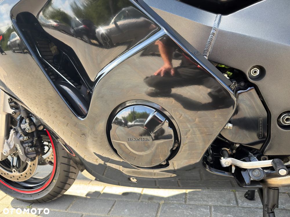 Honda CBR - 32