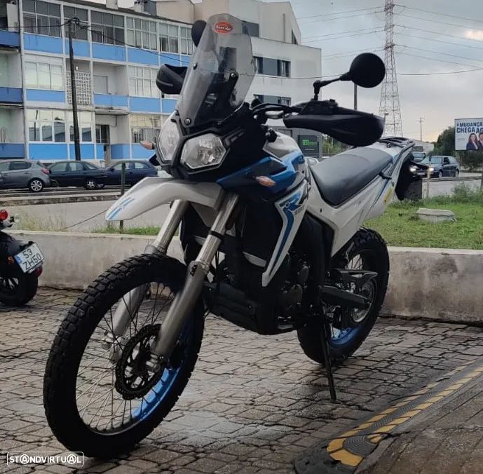 Voge 300 Rally Carta A2 - 5