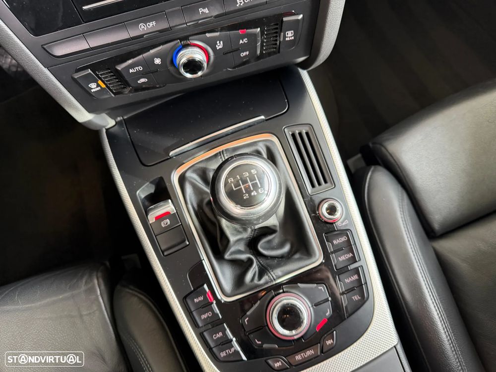 Audi A4 Avant 2.0 TDI Business Line S-line - 30