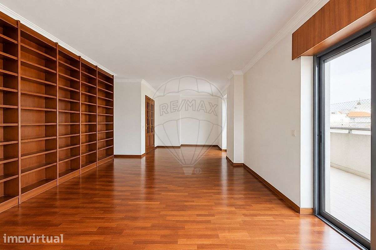 Apartamento T4 para venda - Grande imagem: 2/19