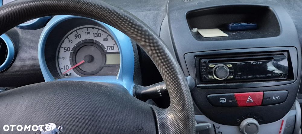 Peugeot 107 1.0 Trendy - 4