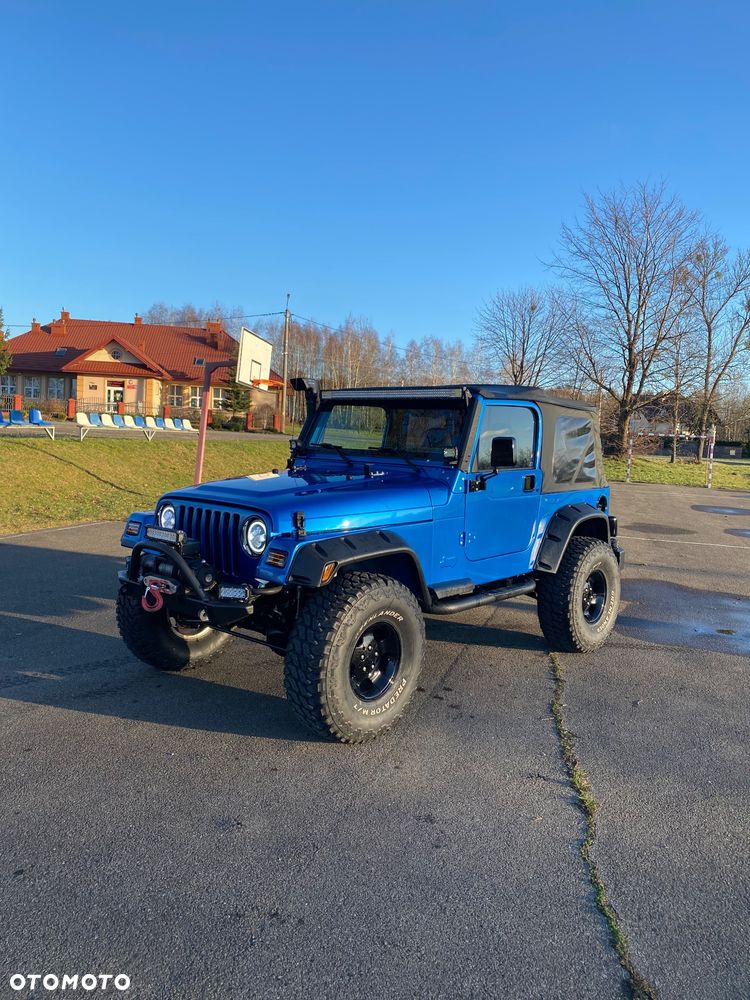 Jeep Wrangler - 6