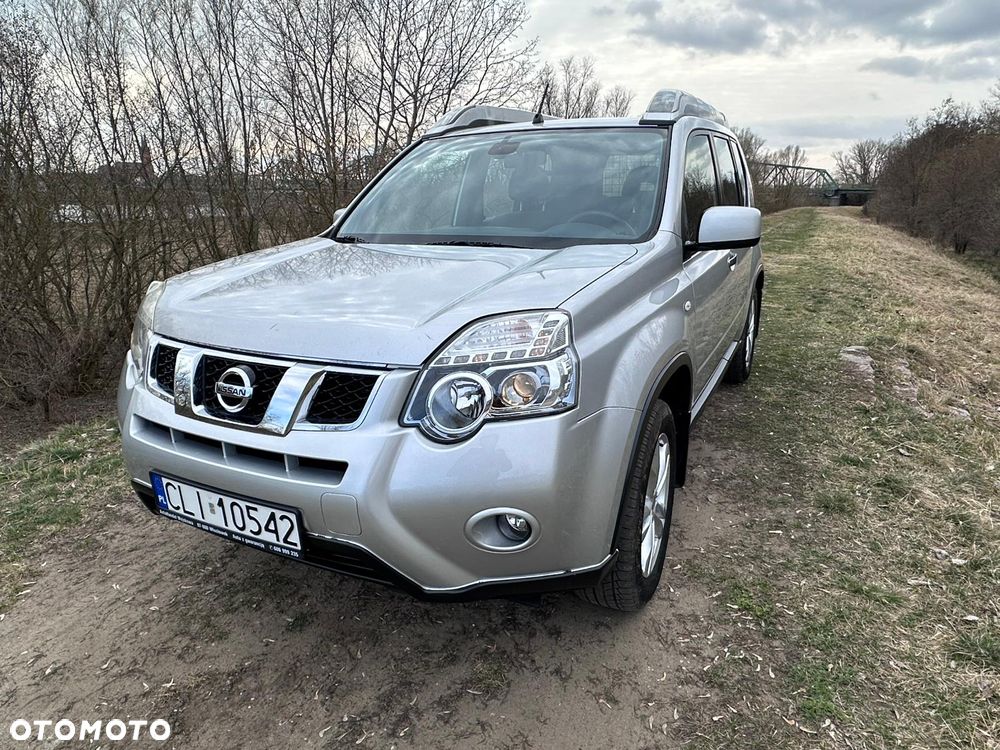 Nissan X-Trail 2.0 dCi 4x4 DPF Automatik LE - 2