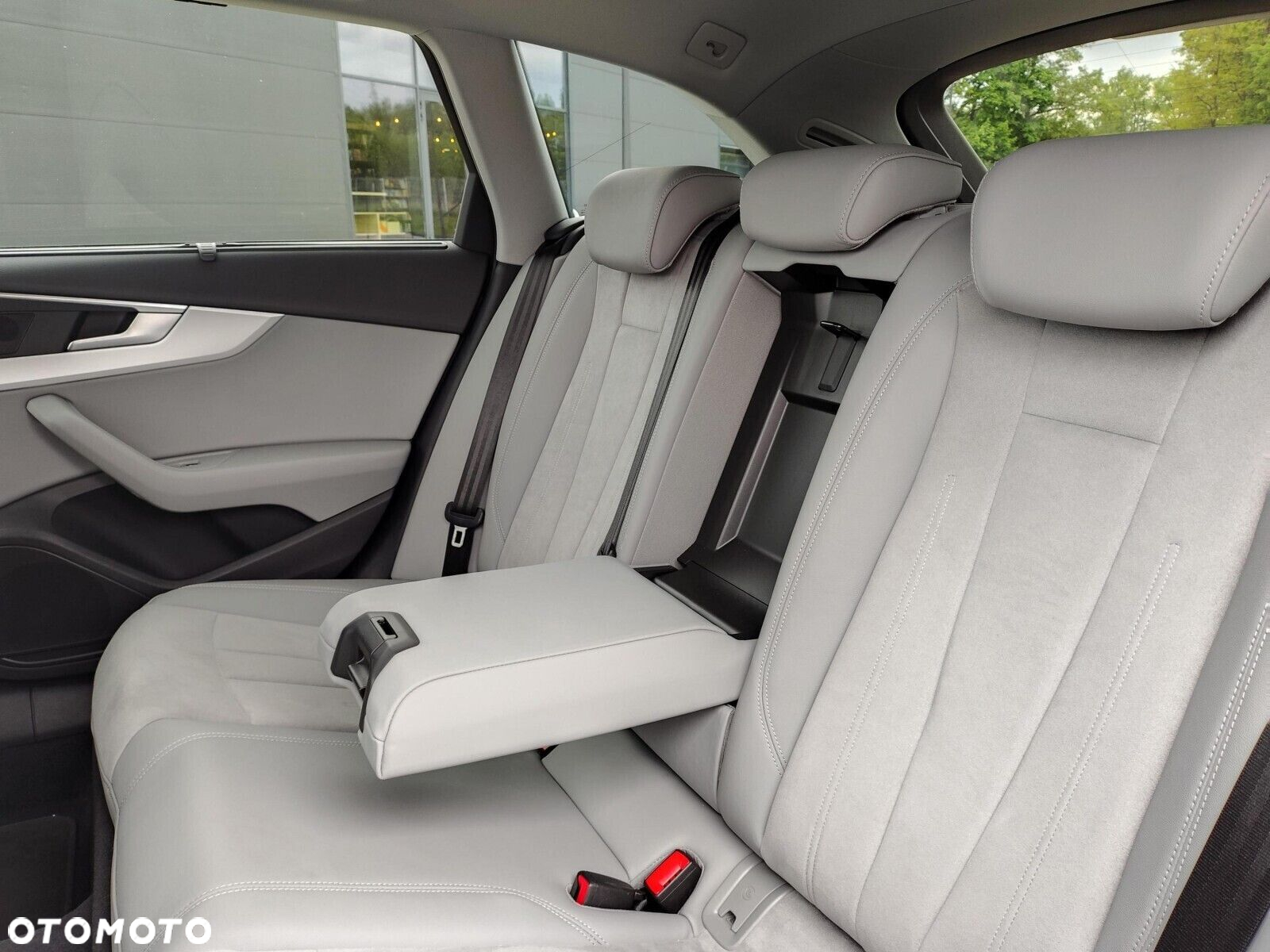 Audi A4 Allroad - 16