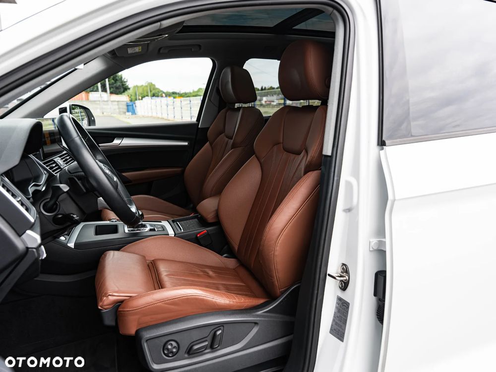 Audi Q5 55 TFSIe quattro S tronic S line - 23