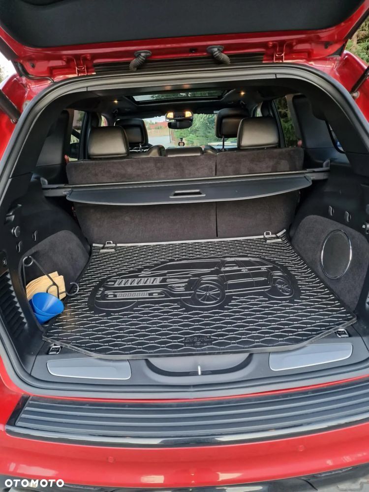 Jeep Grand Cherokee - 4