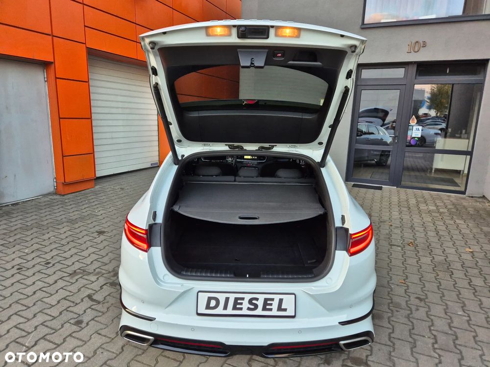 Kia ProCeed 1.6 CRDi GT Line DCT - 15