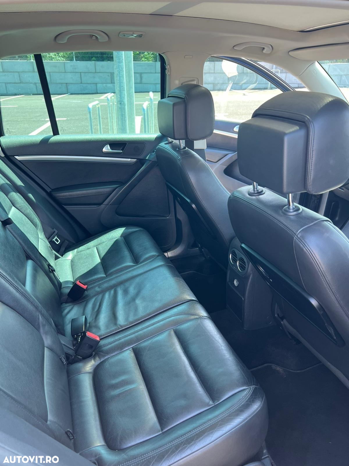 Volkswagen Tiguan - 4
