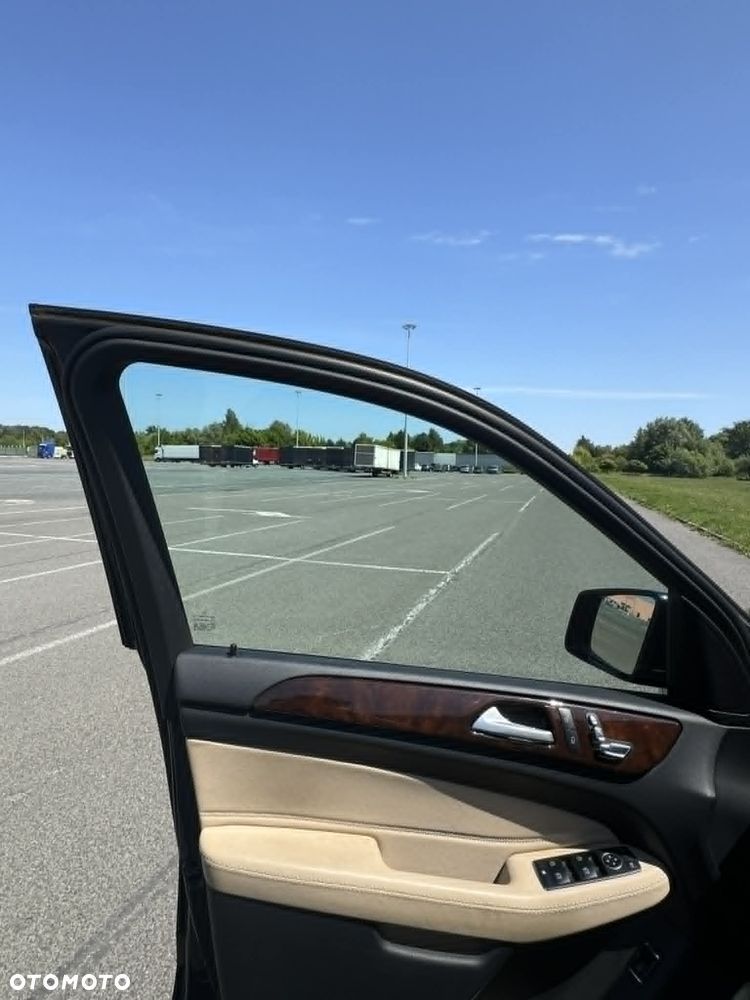 Mercedes-Benz GLE 250 d 4-Matic - 14