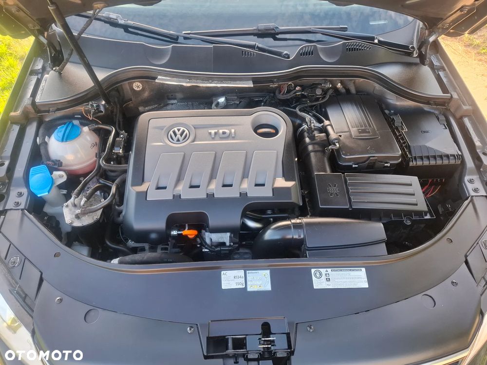 Volkswagen Passat 2.0 TDI BlueMotion Technology Highline - 20