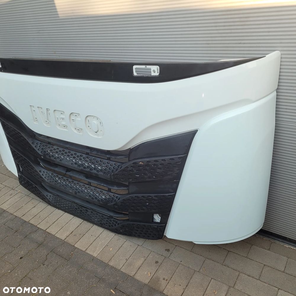 MASKA ATRAPA IVECO S WAY ORYGINAŁ 58029085690105 - 3