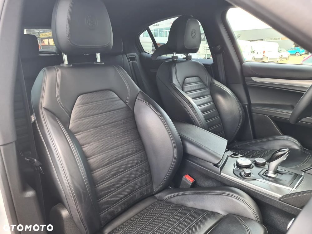 Alfa Romeo Stelvio 2.0 Turbo B-Tech Edition Q4 - 22