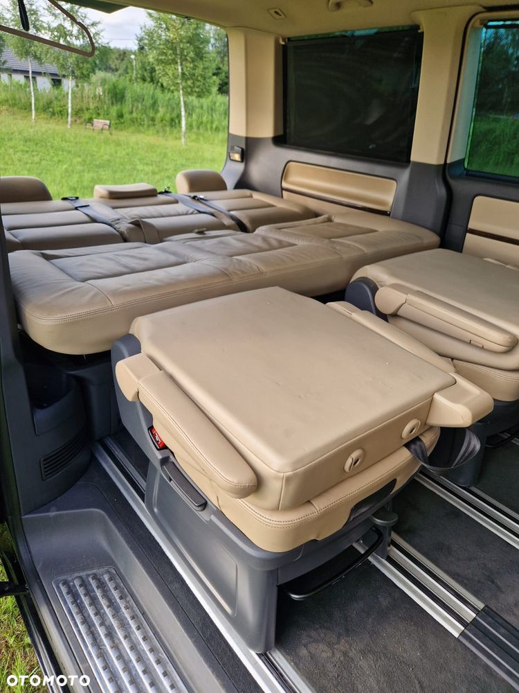 Volkswagen Multivan - 18