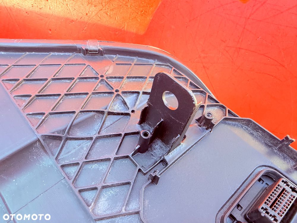 LAMPA LEWA SKODA YETI 5L1 BI XENON SKRĘTNA EU 5L1941015 - 4