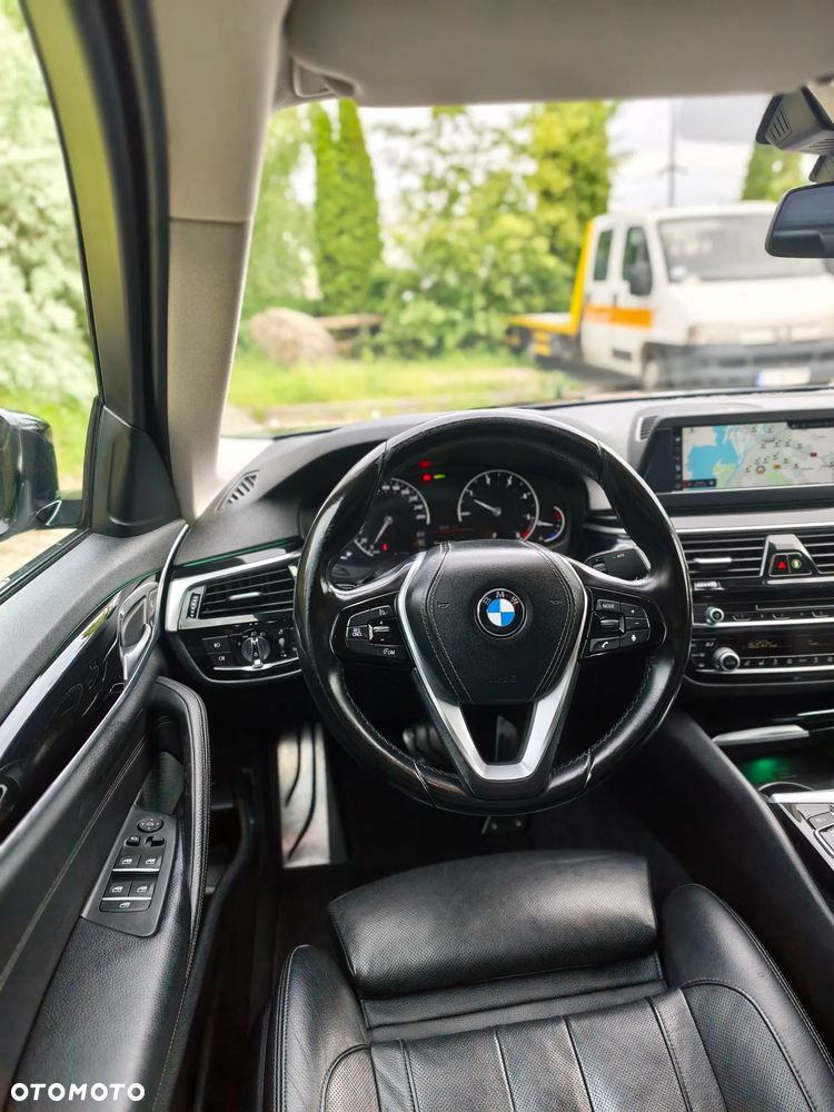 BMW Seria 5 520d Efficient Dynamics Edition Sport Line - 15