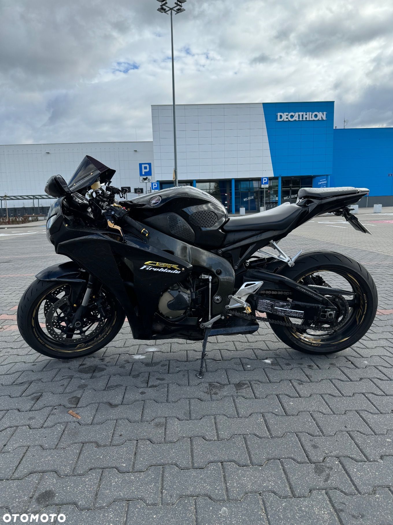 Honda CBR - 1