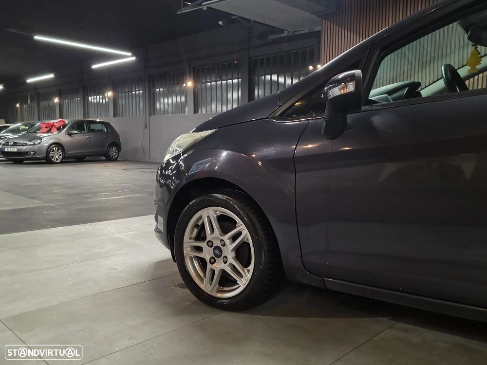 Ford Fiesta 1.6 TDCI Titanium - 33