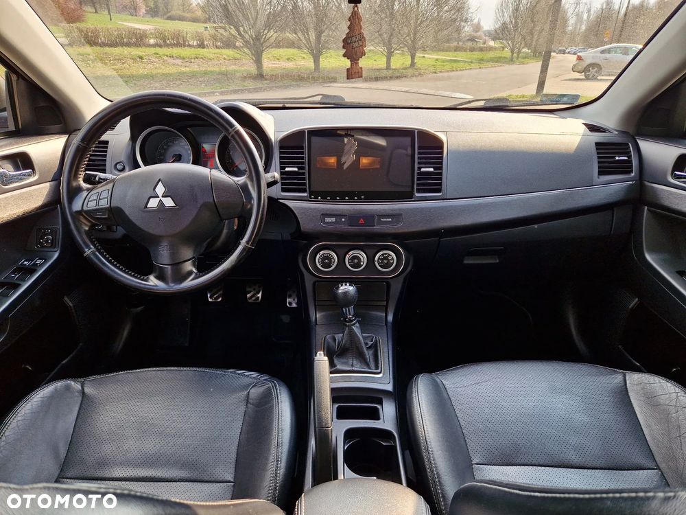 Mitsubishi Lancer 1.5 Inform - 13