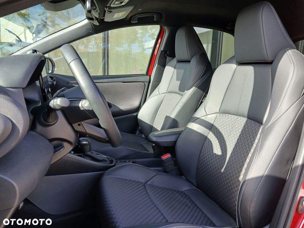 Toyota Yaris Hybrid 1.5 Executive - 6