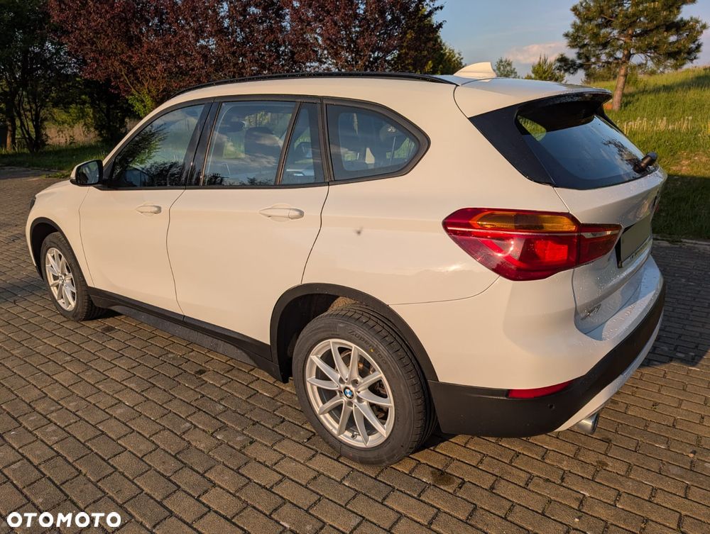 BMW X1 sDrive18d Advantage - 12