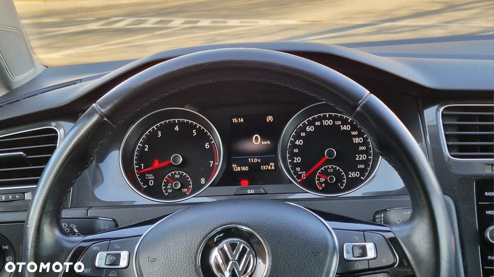 Volkswagen Golf 1.4 TSI BMT Comfortline - 21