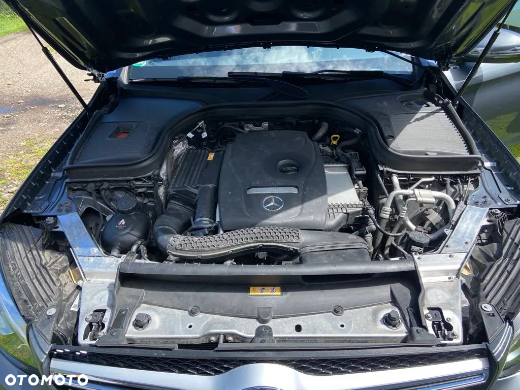 Mercedes-Benz CLA 250 4-Matic - 21