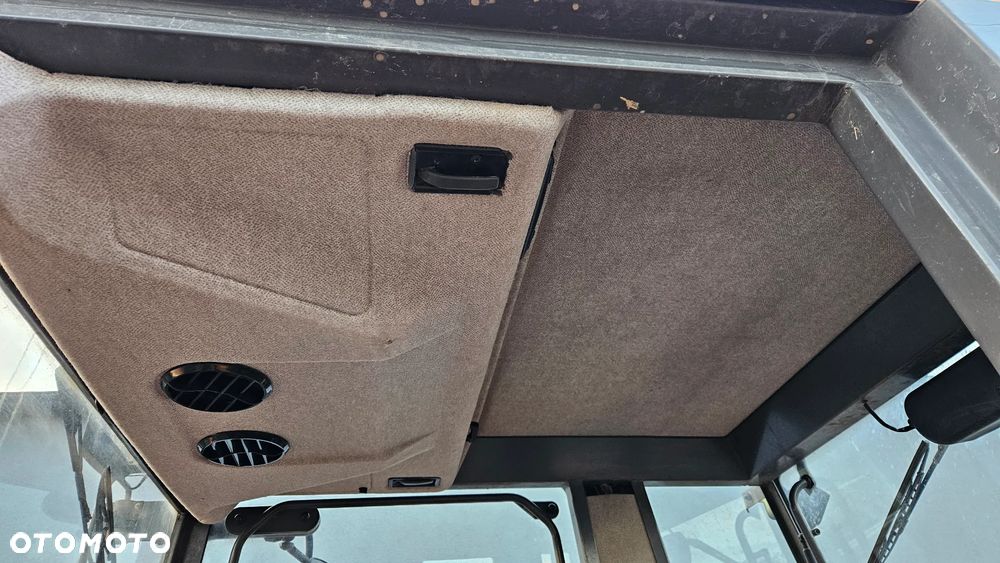 New Holland TD80 - 28