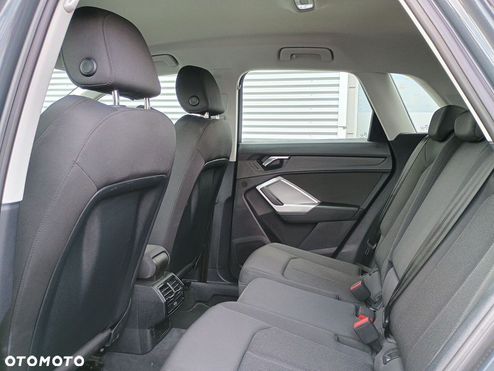 Audi Q3 - 10