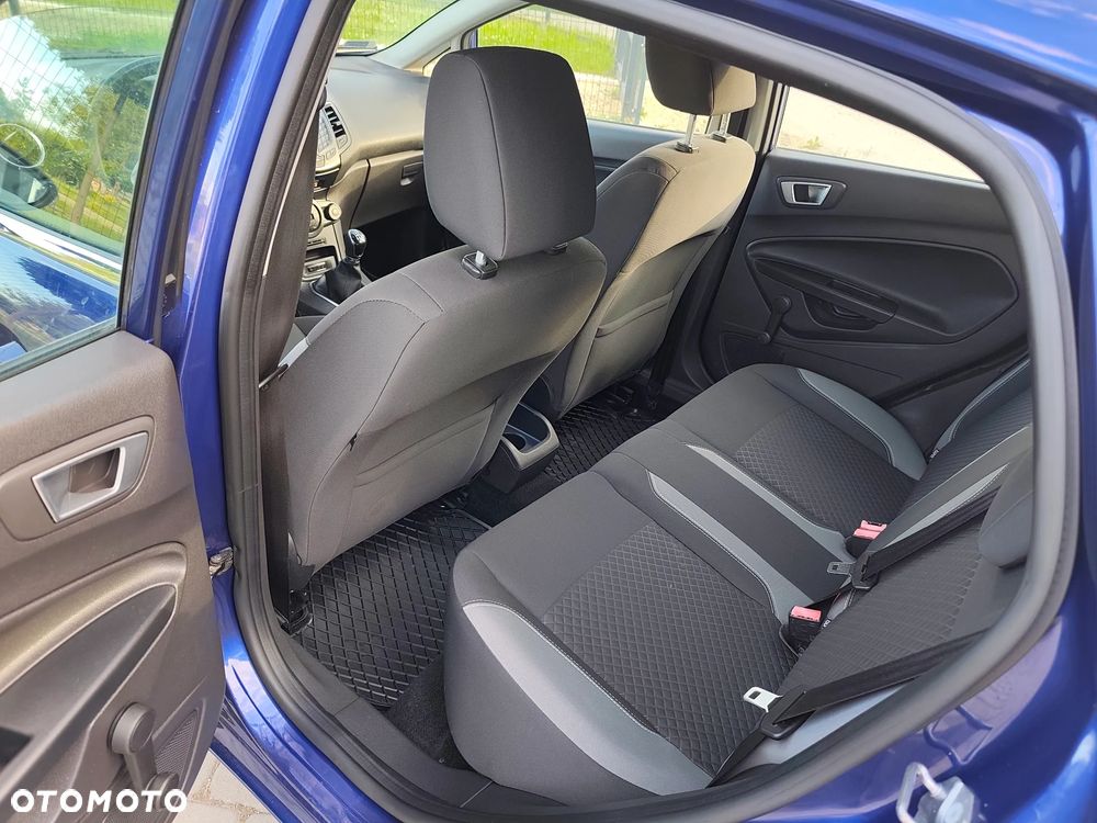 Ford Fiesta 1.25 Titanium - 10