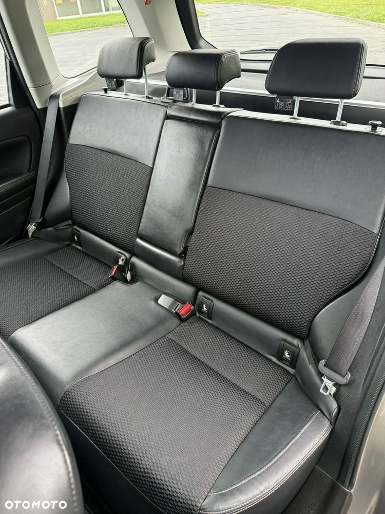 Subaru Forester 2.0 i Exclusive Special (EyeSight) Lineartronic - 8