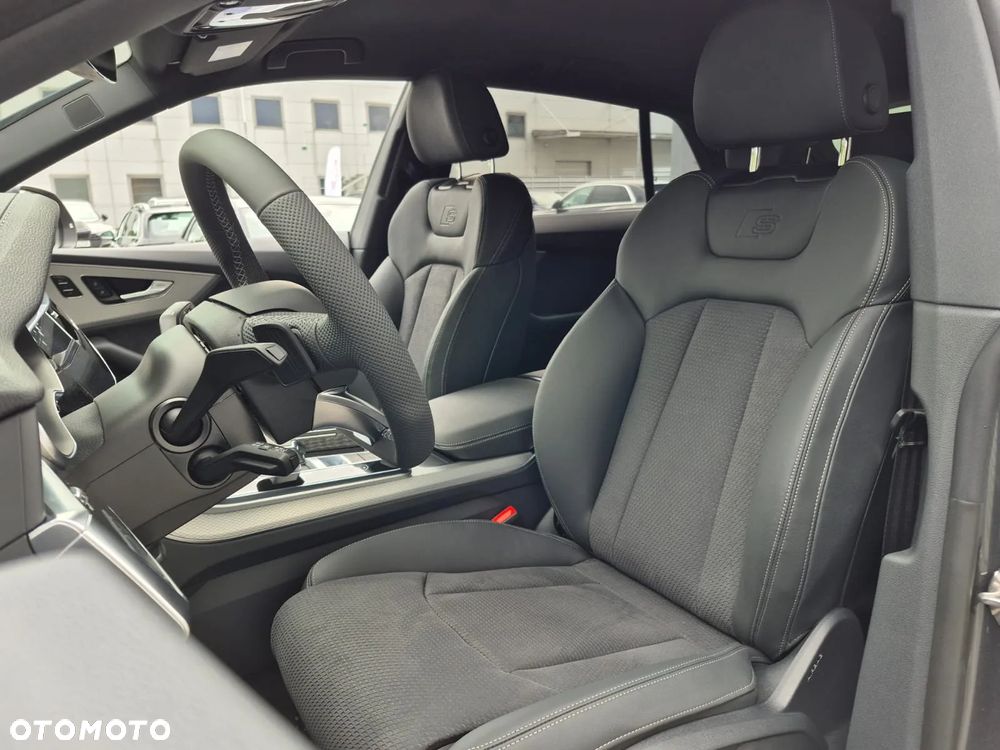 Audi Q8 55 TFSI e PHEV Quattro Tiptronic - 10